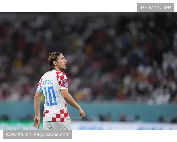 克罗地亚中场断球传导,布罗佐维奇世界波建功